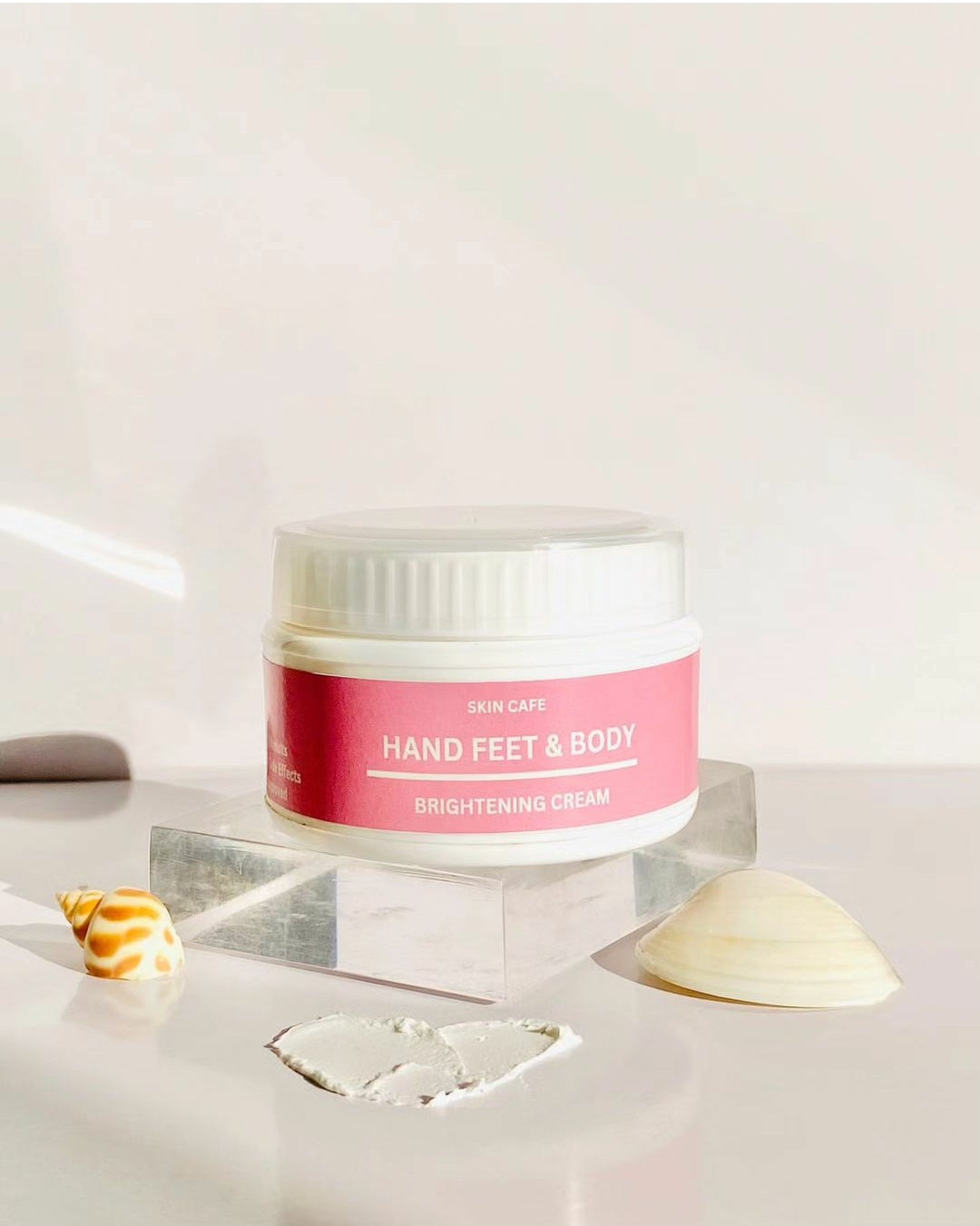 HAND FEET WHITENING CREAM (7 DAYS GURRANTTEE RESULTS )